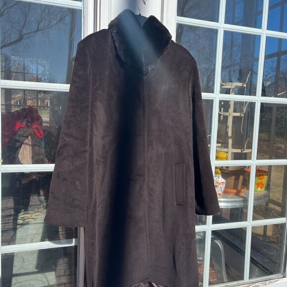 Dale Dressin Amicale Angora Rabbit Fur Coat - Picture 7 of 12